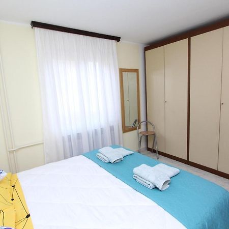 Apartment Amabile Rovigno Esterno foto