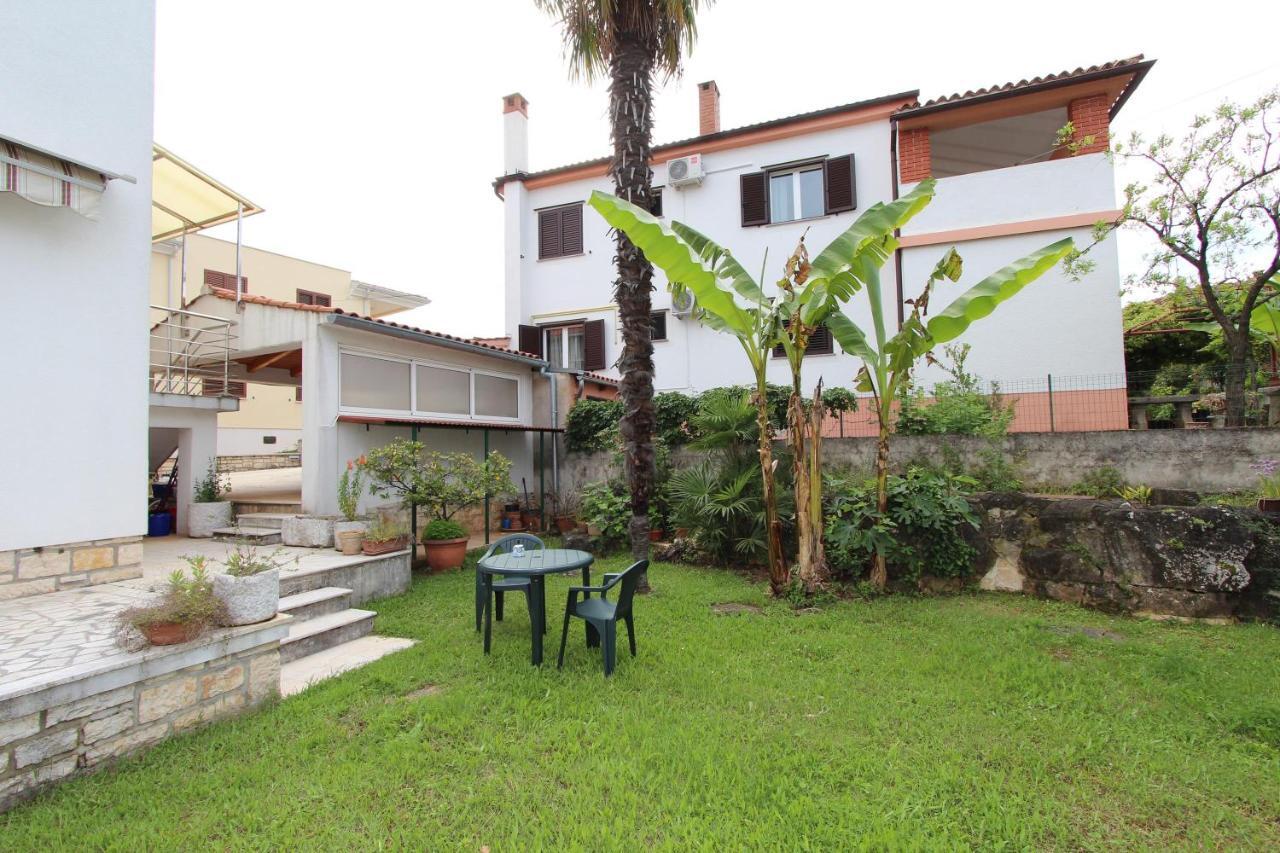 Apartment Amabile Rovigno Esterno foto
